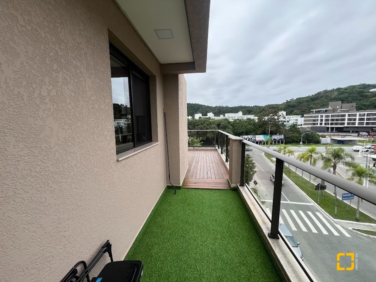 Cobertura com 137m², 4 quartos (sendo 4 suítes), 2 garagens, no bairro Jurerê em Florianópolis