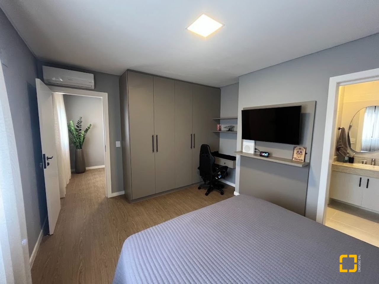Cobertura com 137m², 4 quartos (sendo 4 suítes), 2 garagens, no bairro Jurerê em Florianópolis