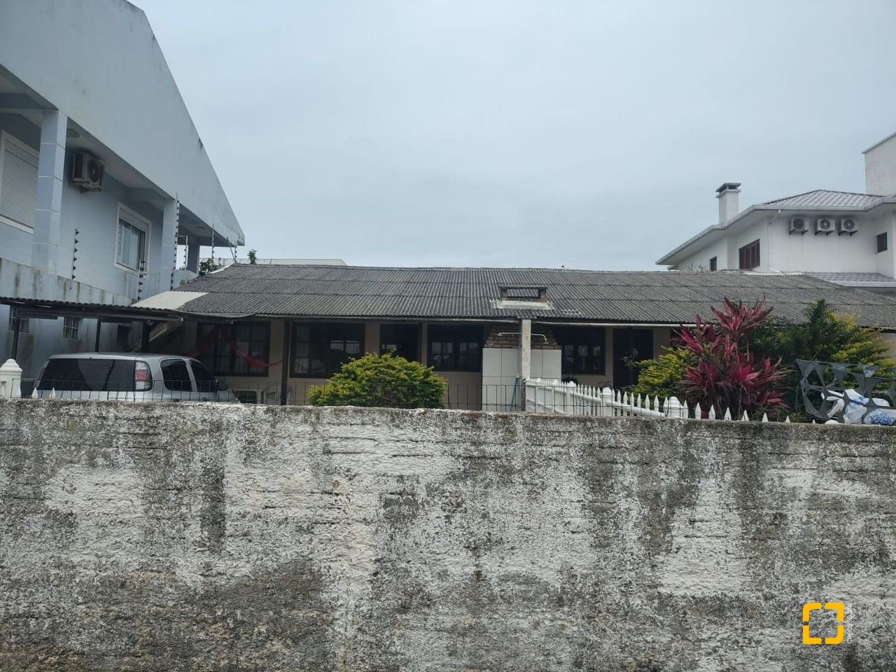 Casa com 129m², 4 quartos, 4 garagens, no bairro Ingleses em Florianópolis