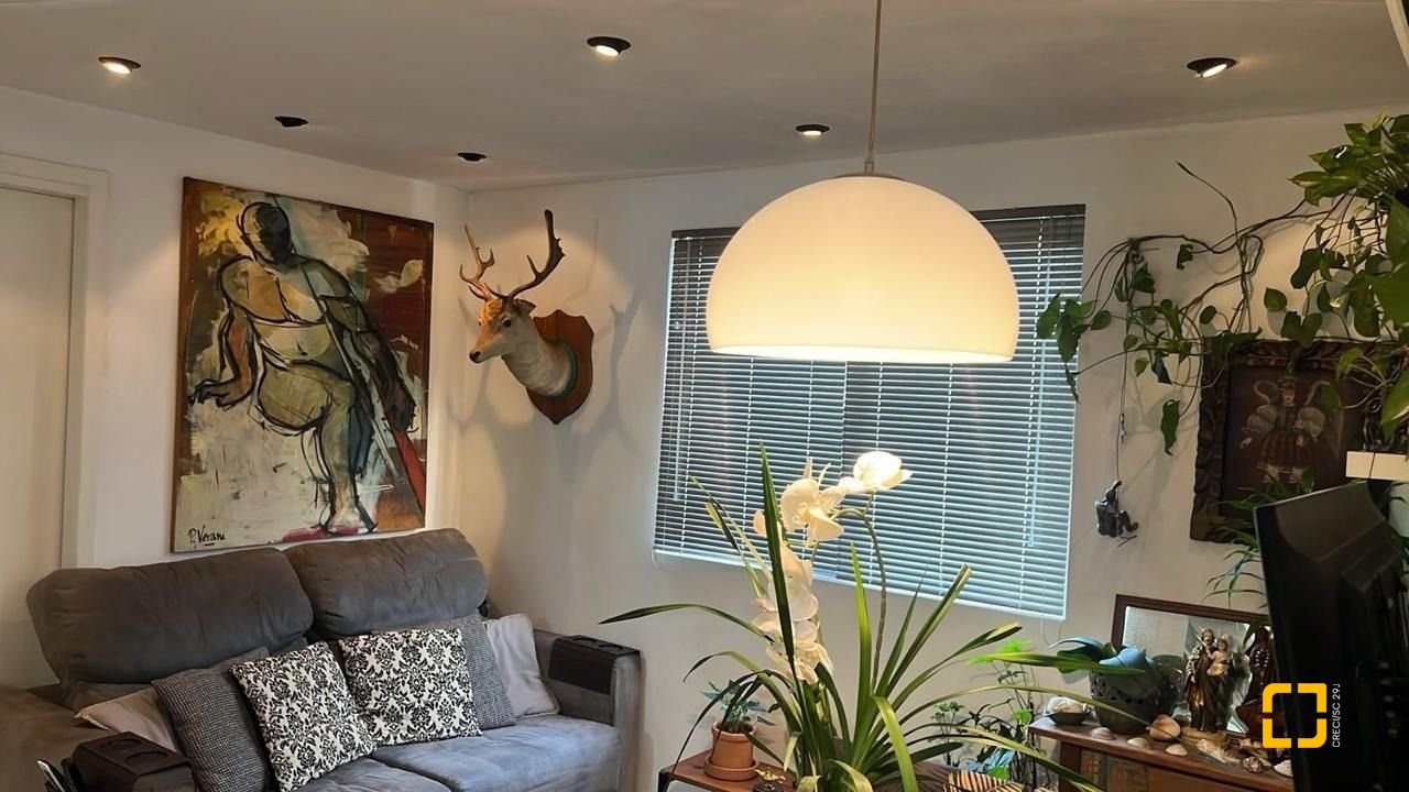 Apartamento com 52m², 2 quartos, 1 garagem, no bairro Itacorubi em Florianópolis