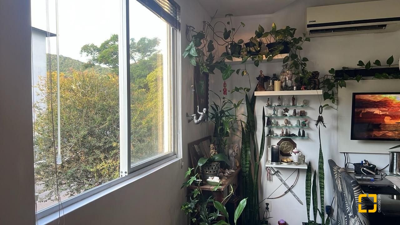 Apartamento com 52m², 2 quartos, 1 garagem, no bairro Itacorubi em Florianópolis