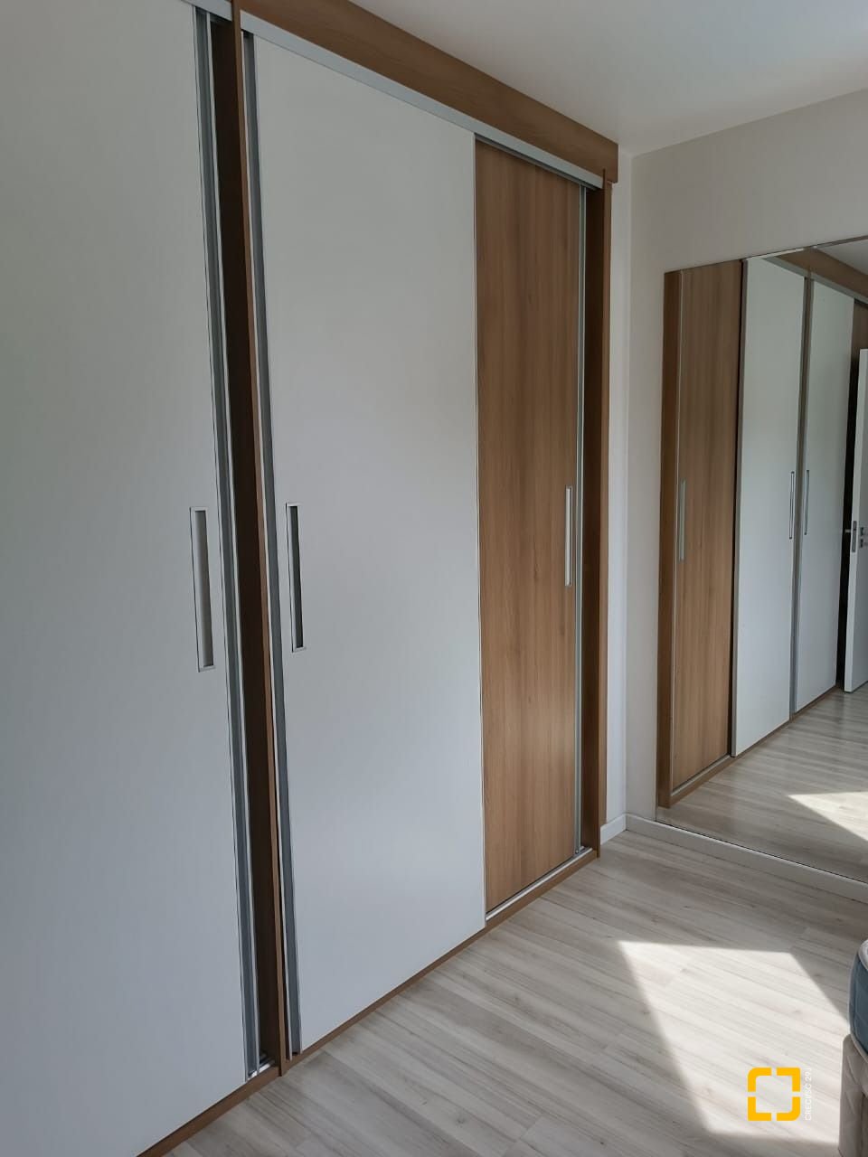 Apartamento com 151m², 4 quartos (sendo 1 suíte), 2 garagens, no bairro Centro em Florianópolis