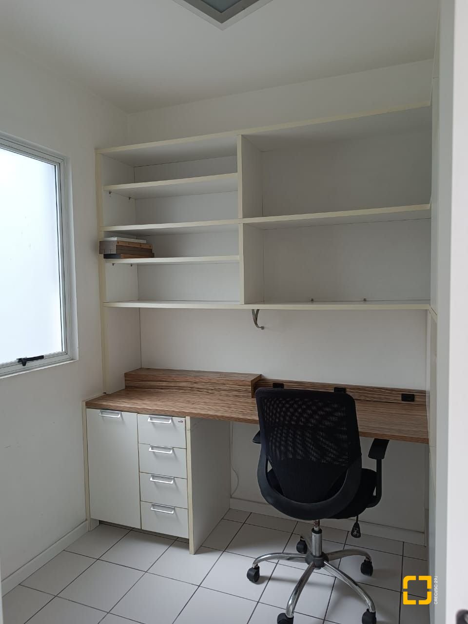 Apartamento com 151m², 4 quartos (sendo 1 suíte), 2 garagens, no bairro Centro em Florianópolis