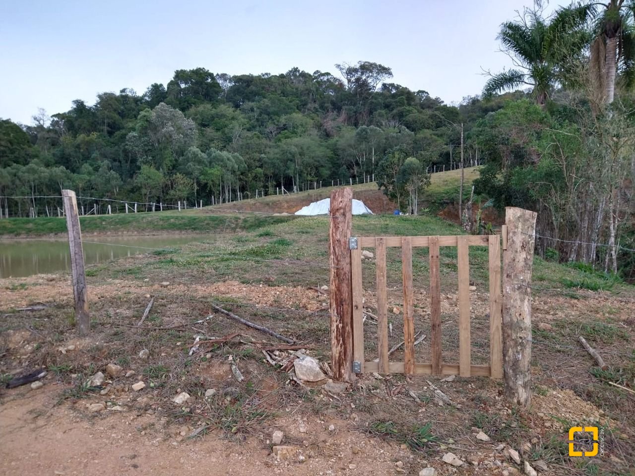 Sítio com 30000m², 1 quarto, no bairro Centro em Anitápolis