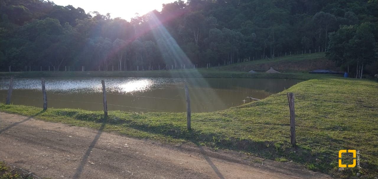Sítio com 30000m², 1 quarto, no bairro Centro em Anitápolis