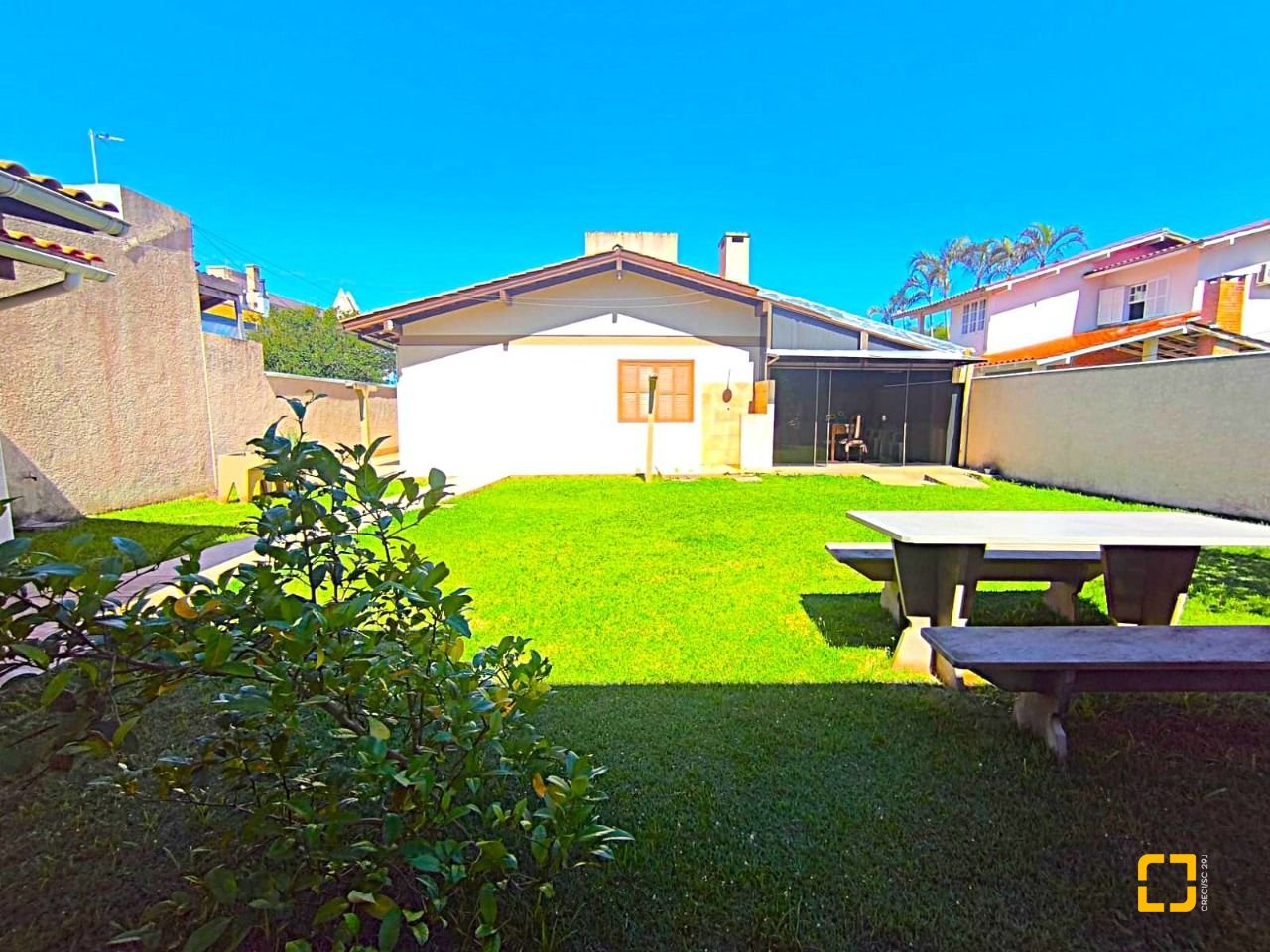 Casa com 153m², 4 quartos (sendo 1 suíte), 1 garagem, no bairro Ingleses em Florianópolis