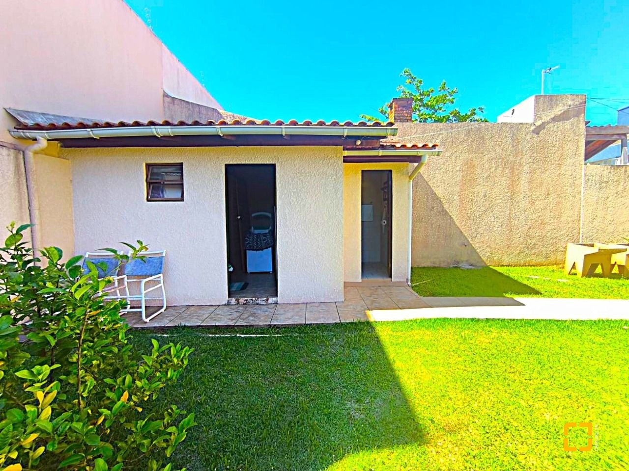 Casa com 153m², 4 quartos (sendo 1 suíte), 1 garagem, no bairro Ingleses em Florianópolis