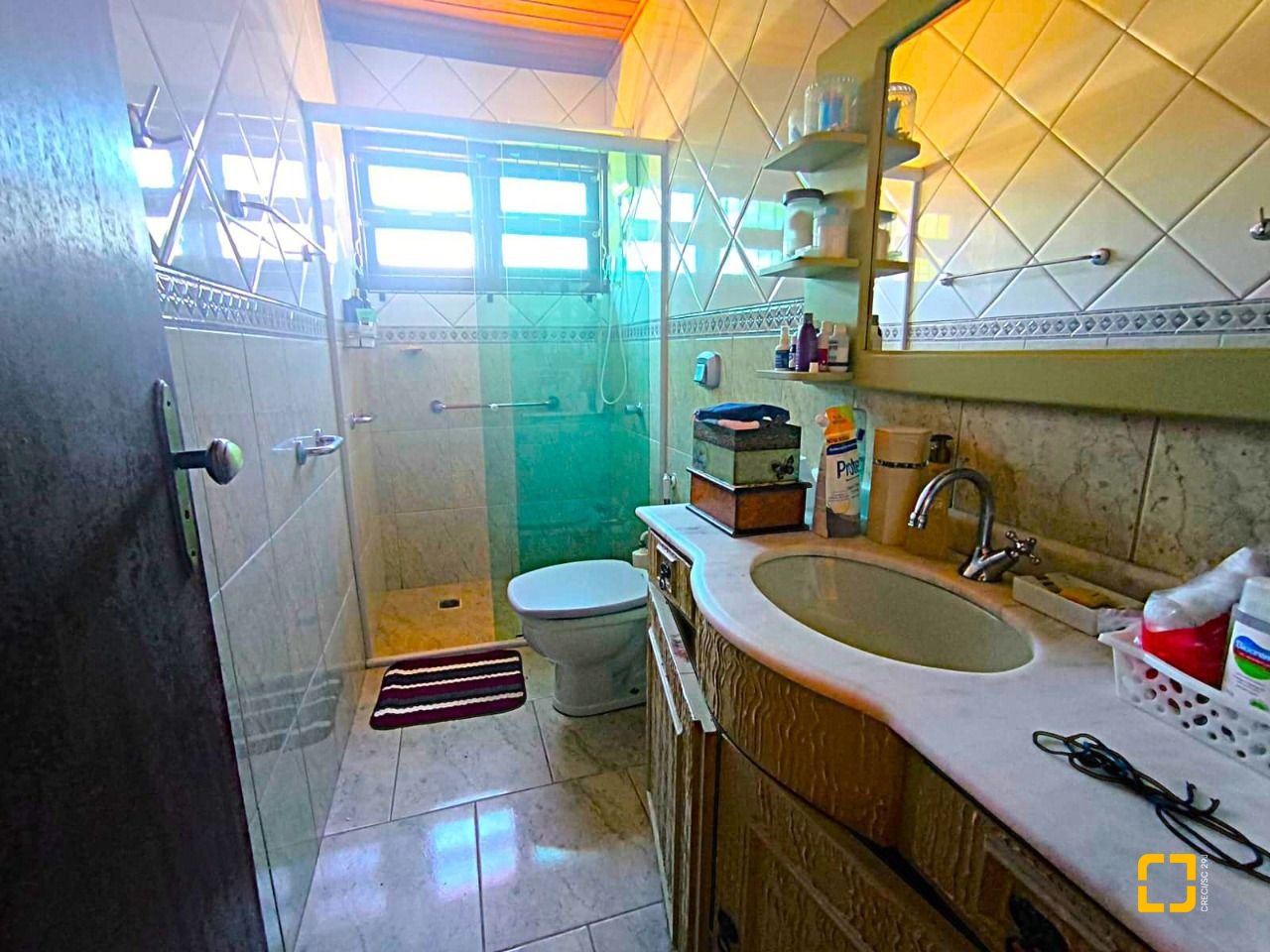 Casa com 153m², 4 quartos (sendo 1 suíte), 1 garagem, no bairro Ingleses em Florianópolis