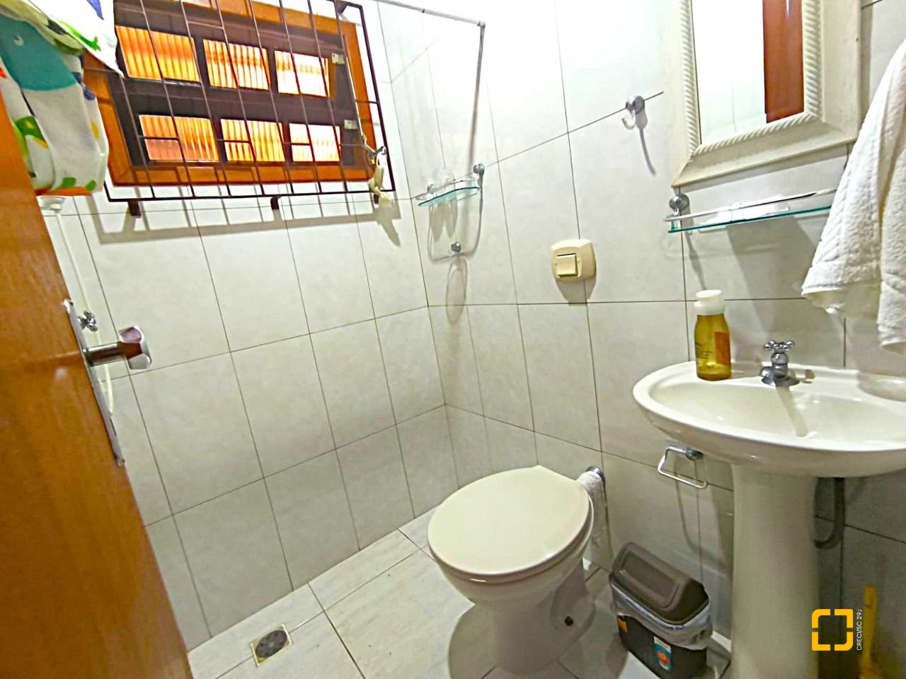 Casa com 153m², 4 quartos (sendo 1 suíte), 1 garagem, no bairro Ingleses em Florianópolis