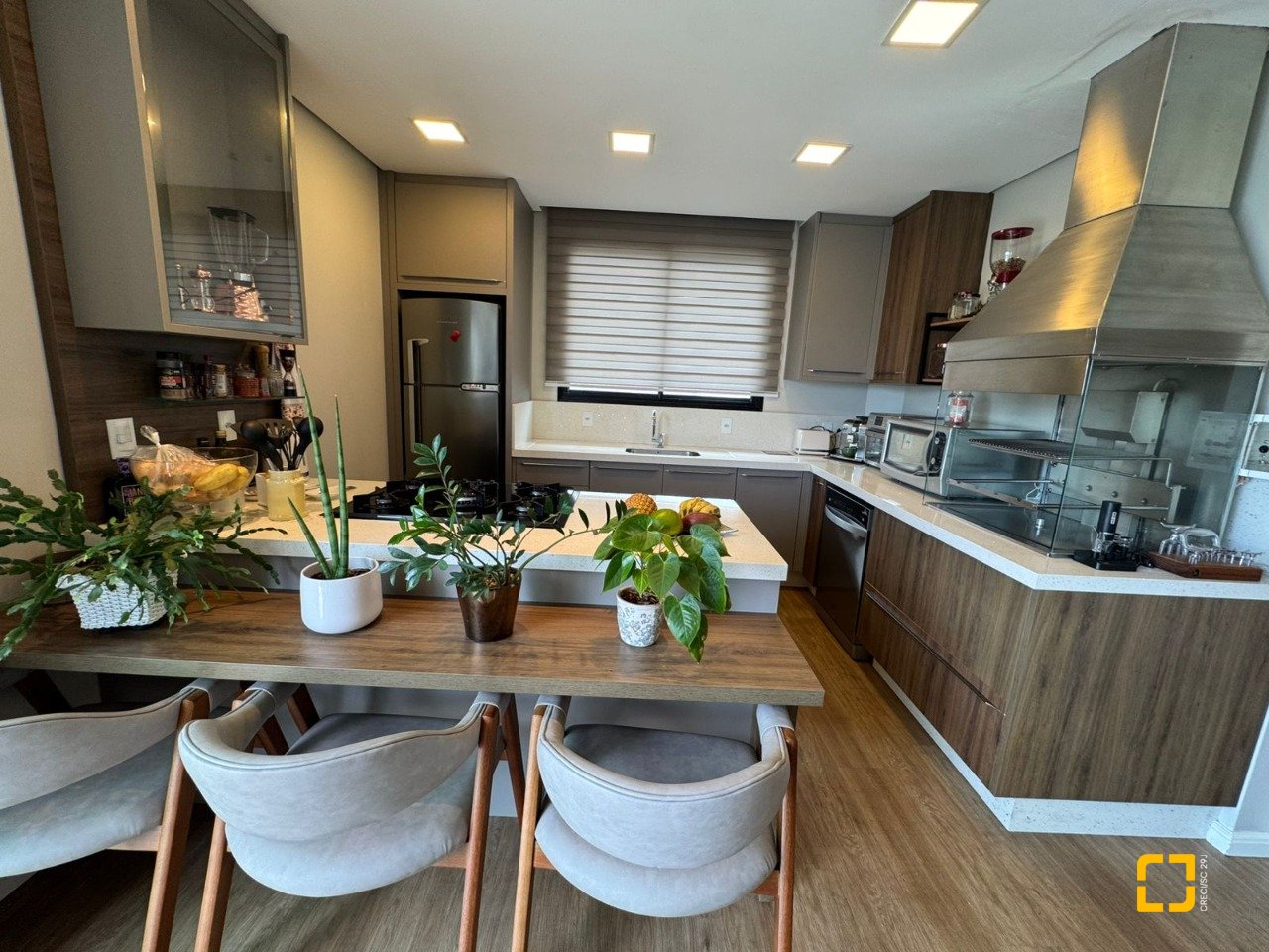 Cobertura com 418m², 3 quartos (sendo 3 suítes), 4 garagens, no bairro Centro em Florianópolis