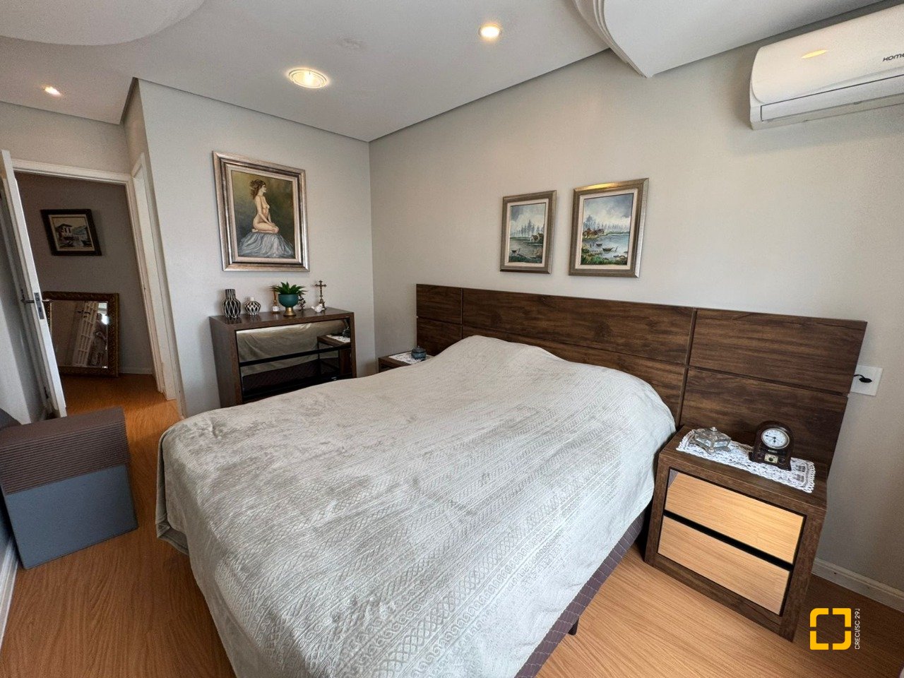 Cobertura com 418m², 3 quartos (sendo 3 suítes), 4 garagens, no bairro Centro em Florianópolis