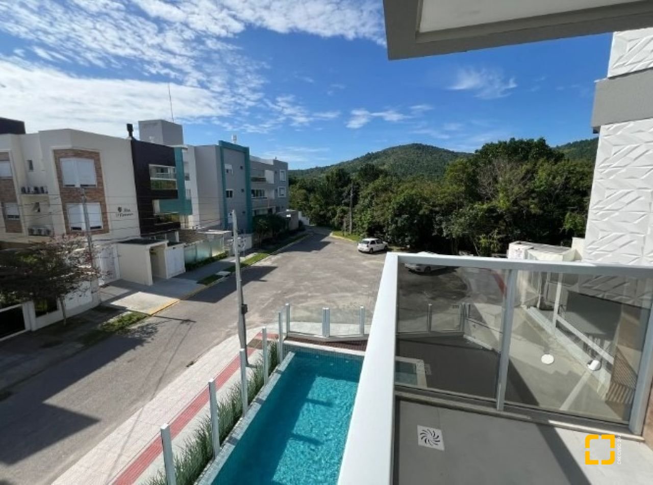 Apartamento com 69m², 3 quartos (sendo 2 suítes), 1 garagem, no bairro Palmas em Governador Celso Ramos