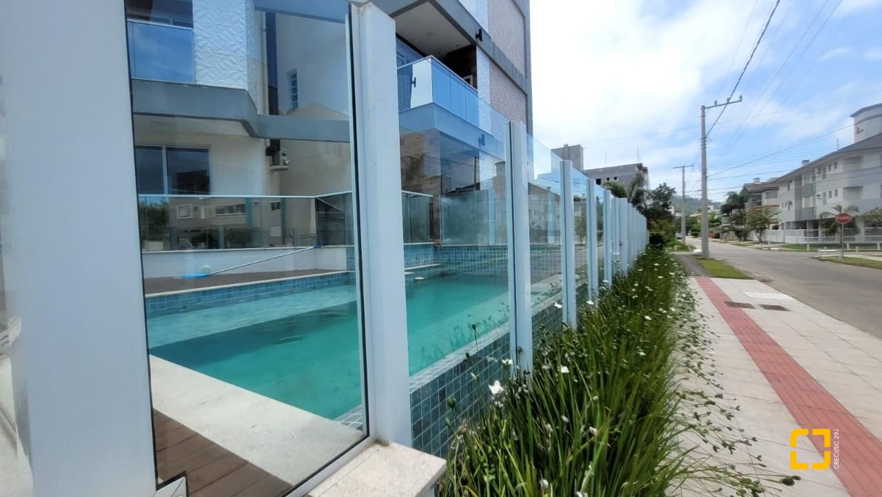 Apartamento com 69m², 3 quartos (sendo 2 suítes), 1 garagem, no bairro Palmas em Governador Celso Ramos