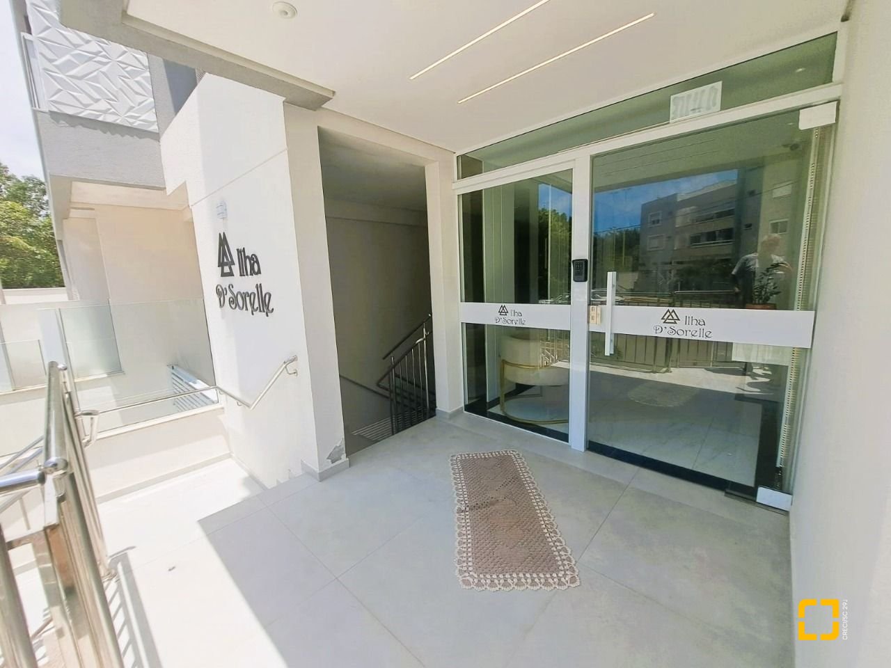 Apartamento com 69m², 3 quartos (sendo 2 suítes), 1 garagem, no bairro Palmas em Governador Celso Ramos