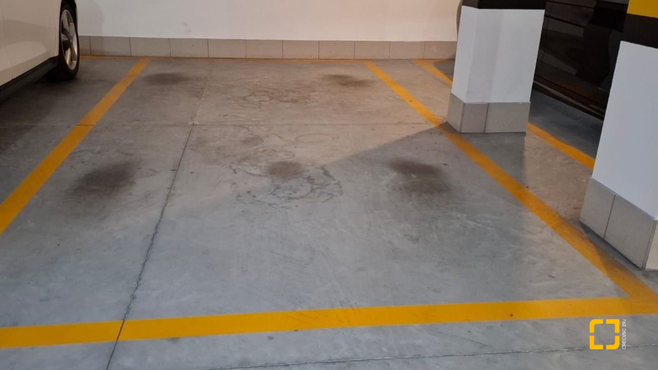Apartamento com 75m², 3 quartos (sendo 1 suíte), 2 garagens, no bairro Centro em Florianópolis