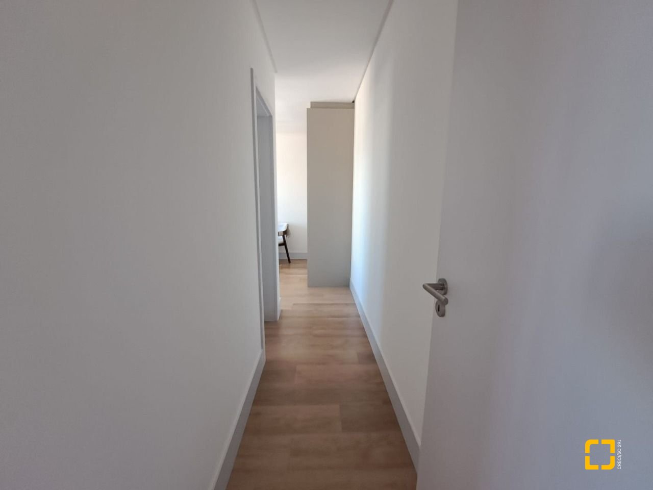 Apartamento com 79m², 4 quartos (sendo 2 suítes), 1 garagem, no bairro Estreito em Florianópolis