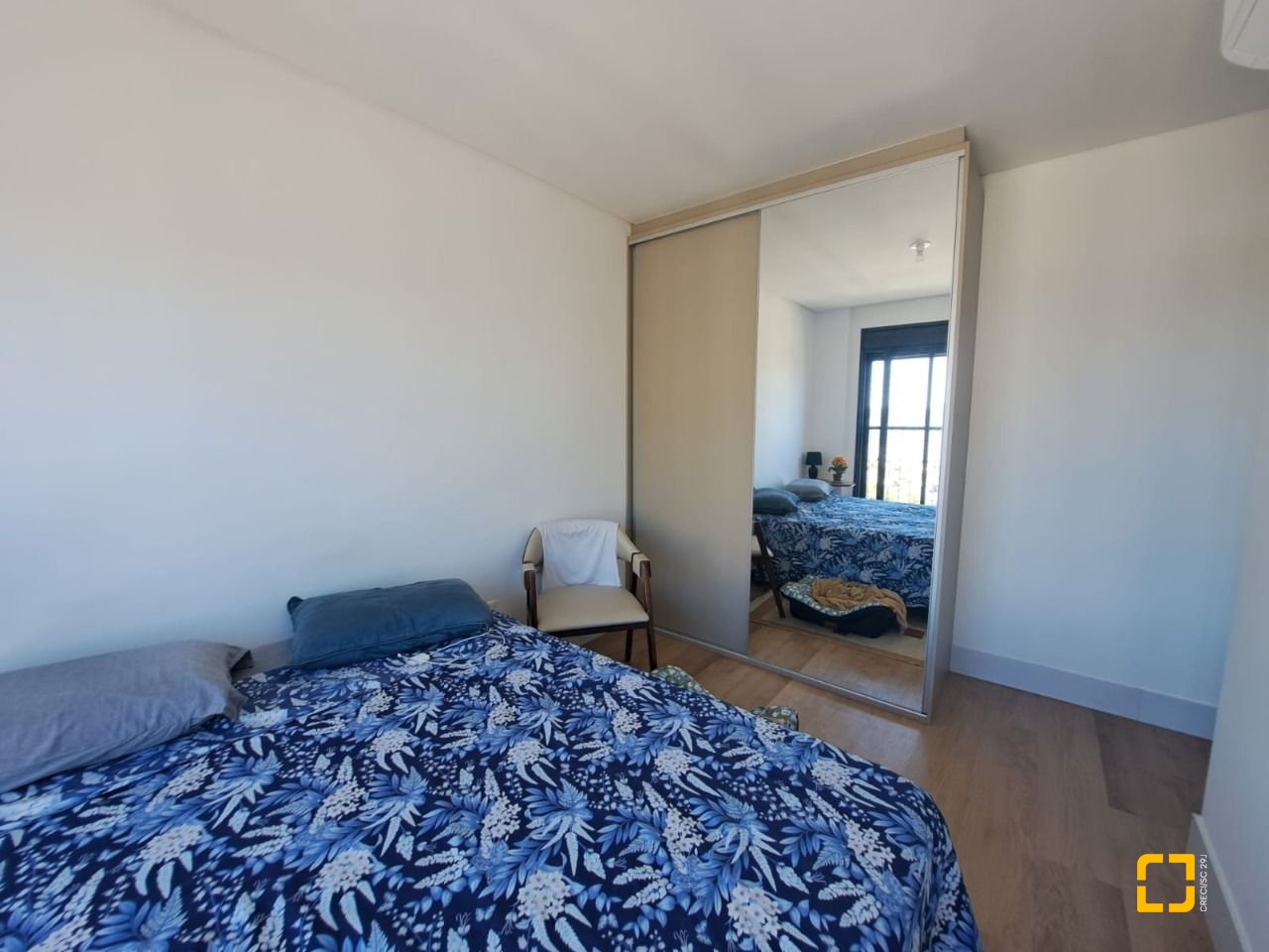 Apartamento com 79m², 4 quartos (sendo 2 suítes), 1 garagem, no bairro Estreito em Florianópolis