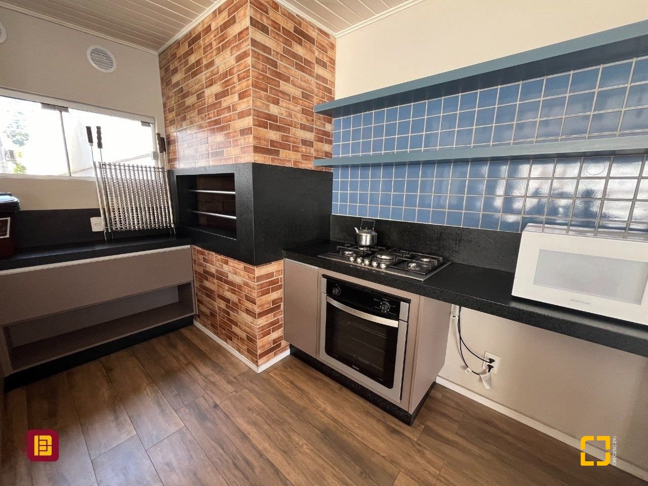 Apartamento com 79m², 2 quartos (sendo 1 suíte), no bairro Trindade em Florianópolis