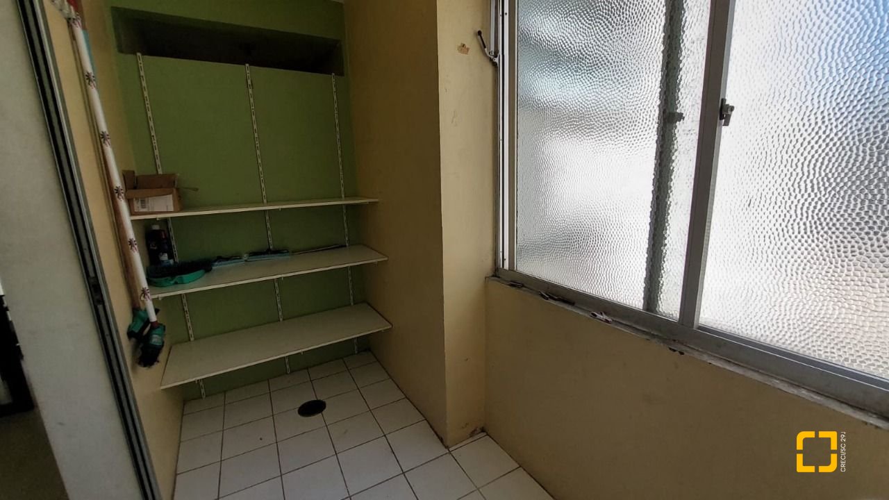 Apartamento com 79m², 2 quartos (sendo 1 suíte), no bairro Trindade em Florianópolis