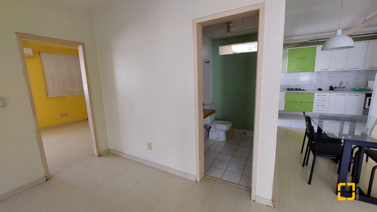 Apartamento com 79m², 2 quartos (sendo 1 suíte), no bairro Trindade em Florianópolis
