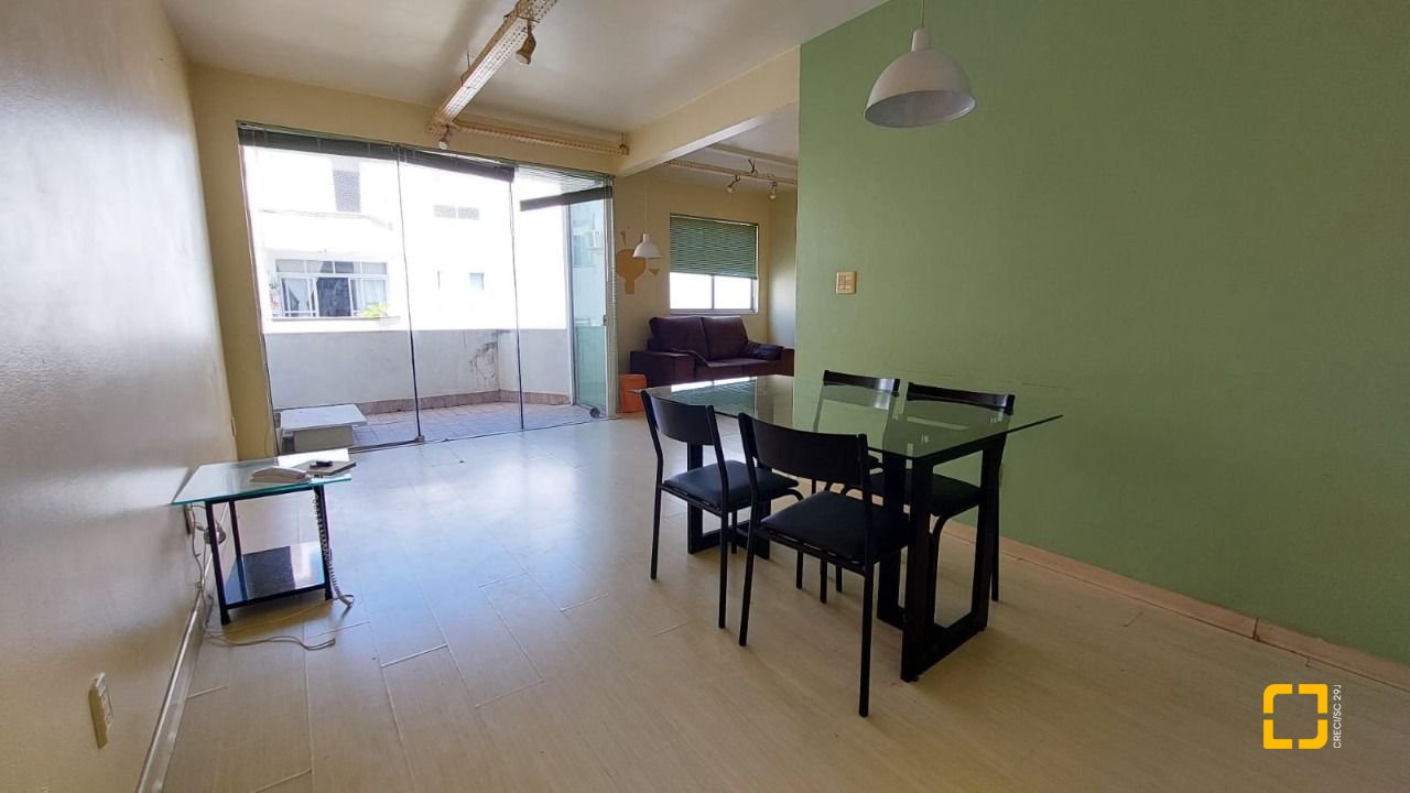 Apartamento com 79m², 2 quartos (sendo 1 suíte), no bairro Trindade em Florianópolis