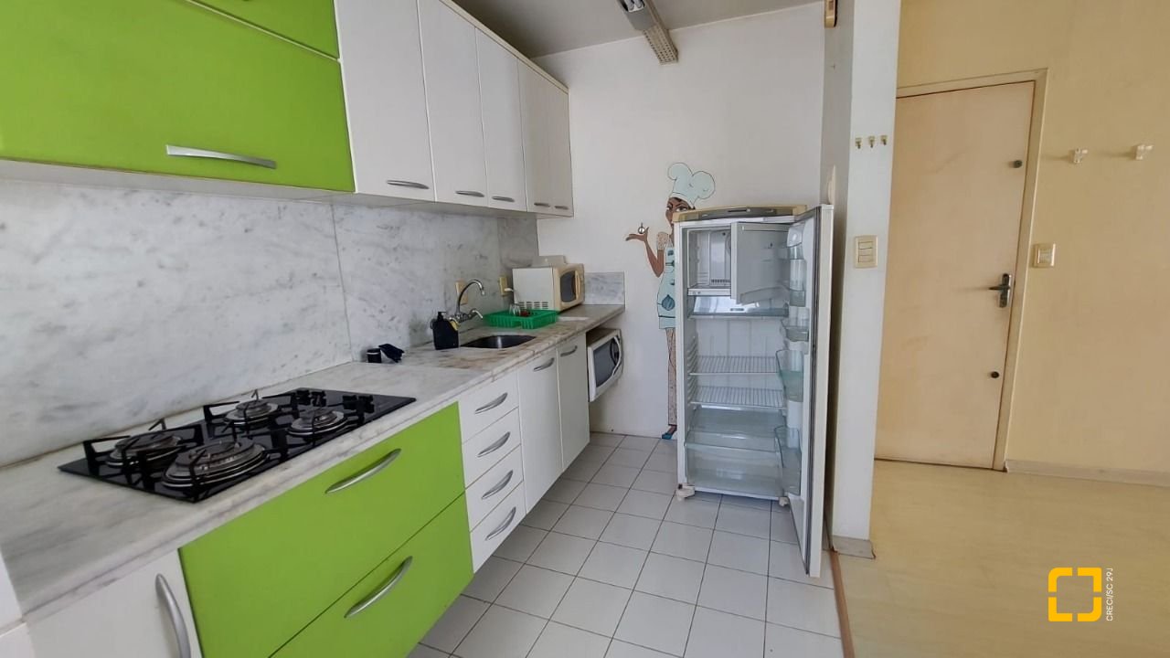 Apartamento com 79m², 2 quartos (sendo 1 suíte), no bairro Trindade em Florianópolis