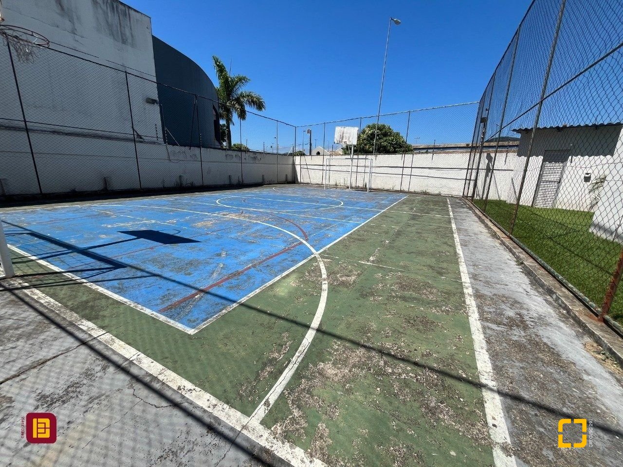 Apartamento com 79m², 2 quartos (sendo 1 suíte), no bairro Trindade em Florianópolis