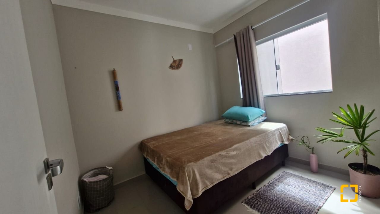 Casa com 80m², 3 quartos (sendo 1 suíte), 1 garagem, no bairro Rio Vermelho em Florianópolis