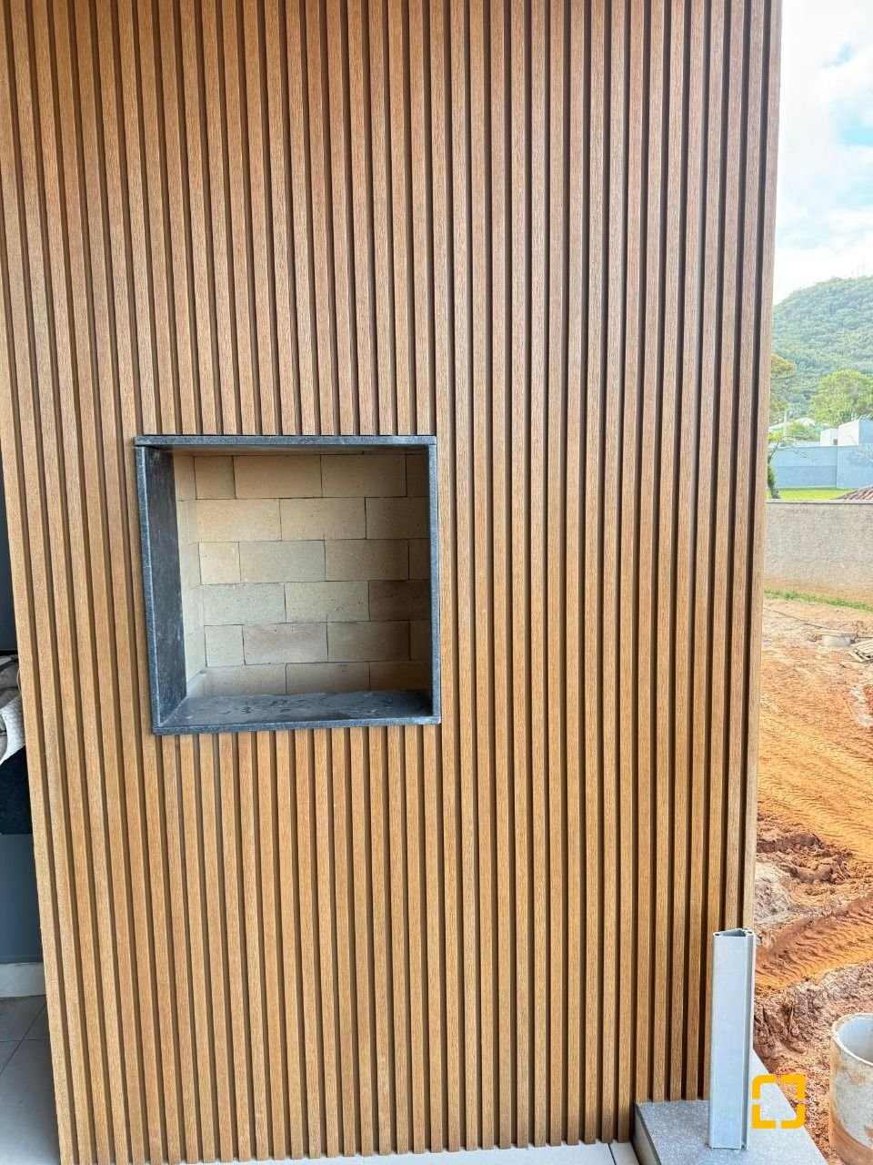 Apartamento com 58m², 1 quarto (sendo 1 suíte), 1 garagem, no bairro Vila Nova em Imbituba