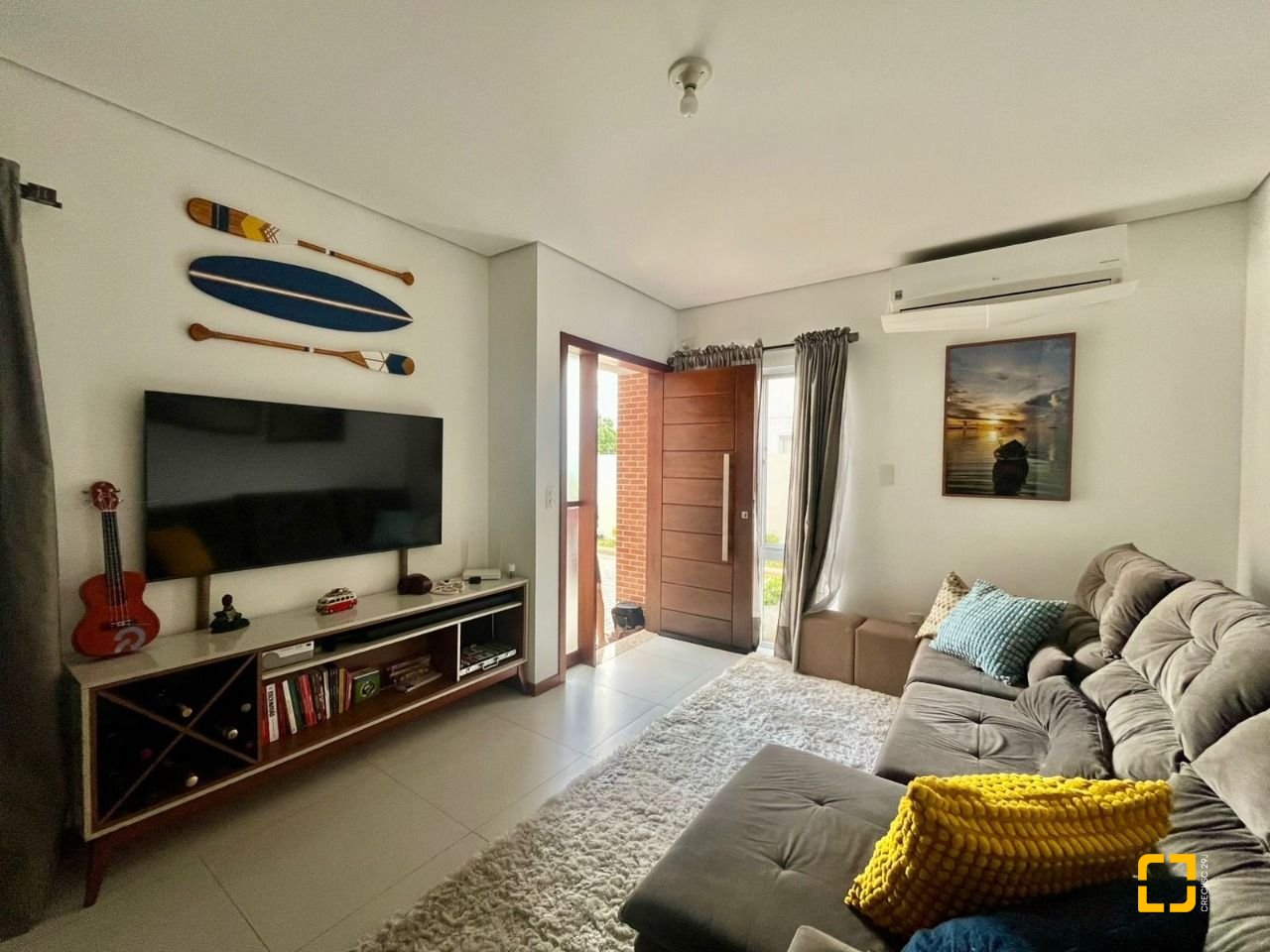 Casa com 121m², 4 quartos (sendo 1 suíte), 2 garagens, no bairro Campeche em Florianópolis