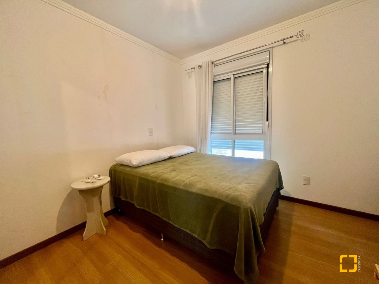 Casa com 121m², 4 quartos (sendo 1 suíte), 2 garagens, no bairro Campeche em Florianópolis