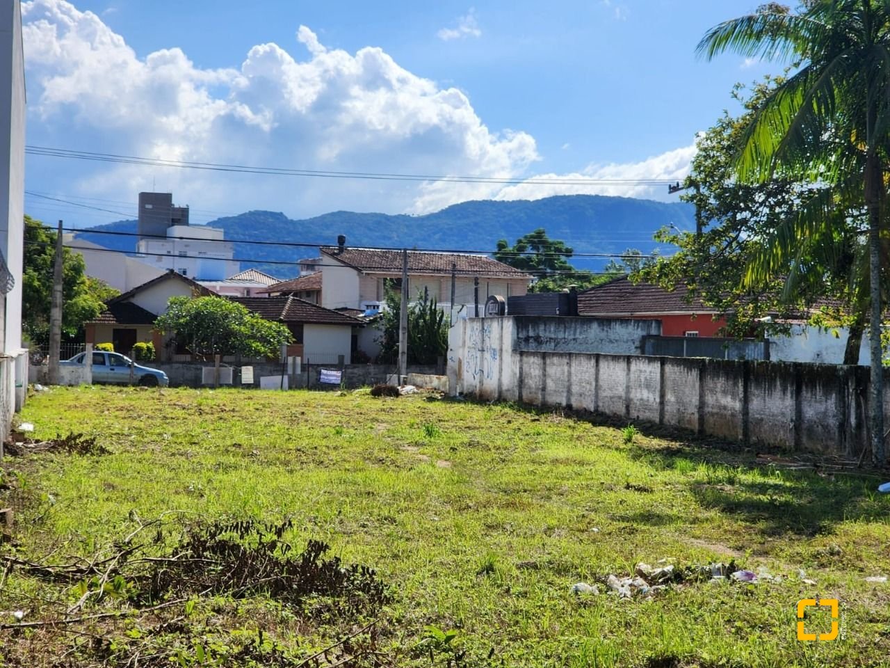 Terreno com 988m², no bairro Jardim Eldorado em Palhoça