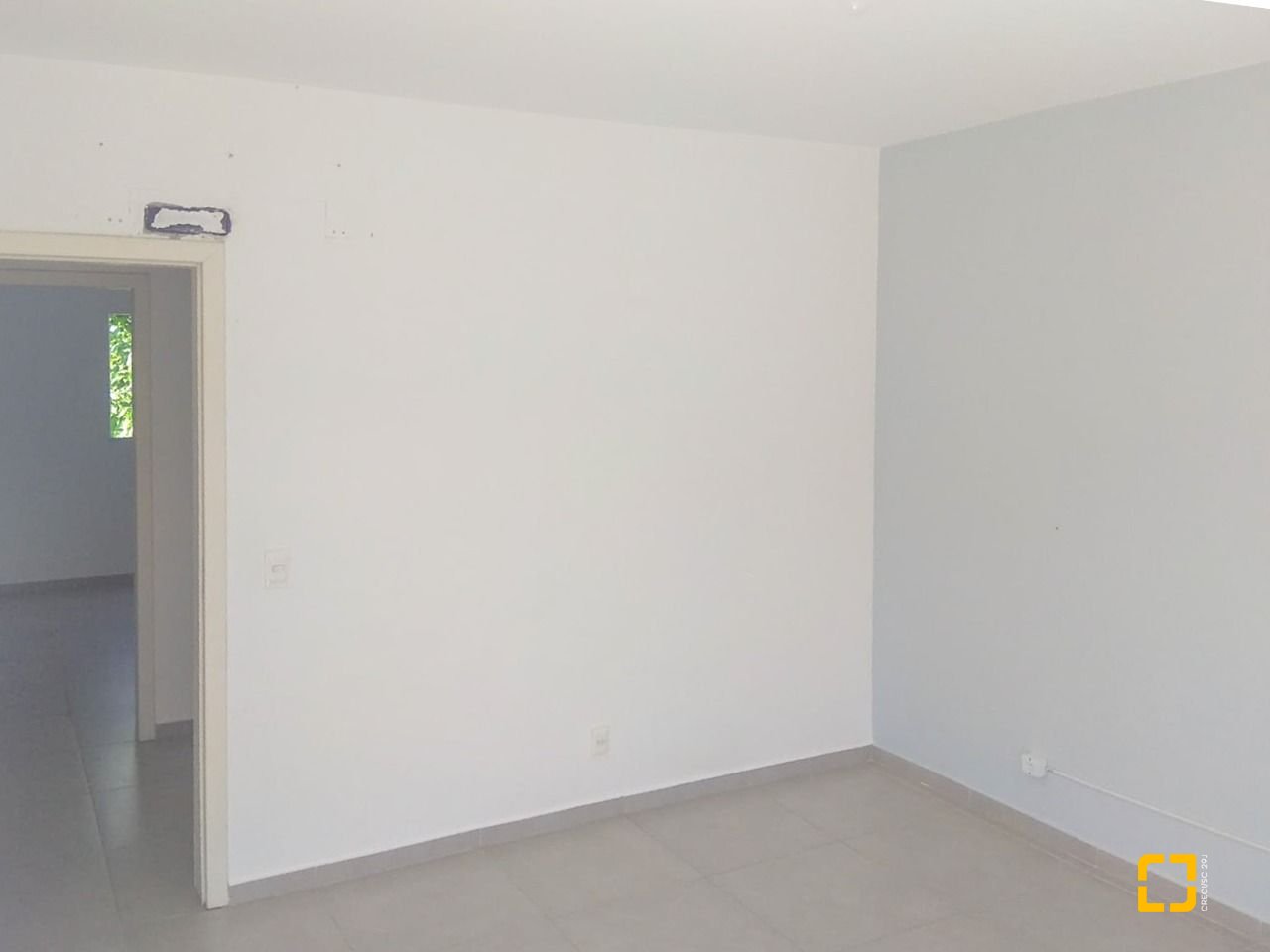 Casa com 96m², 2 quartos, 2 garagens, no bairro Rio Tavares em Florianópolis