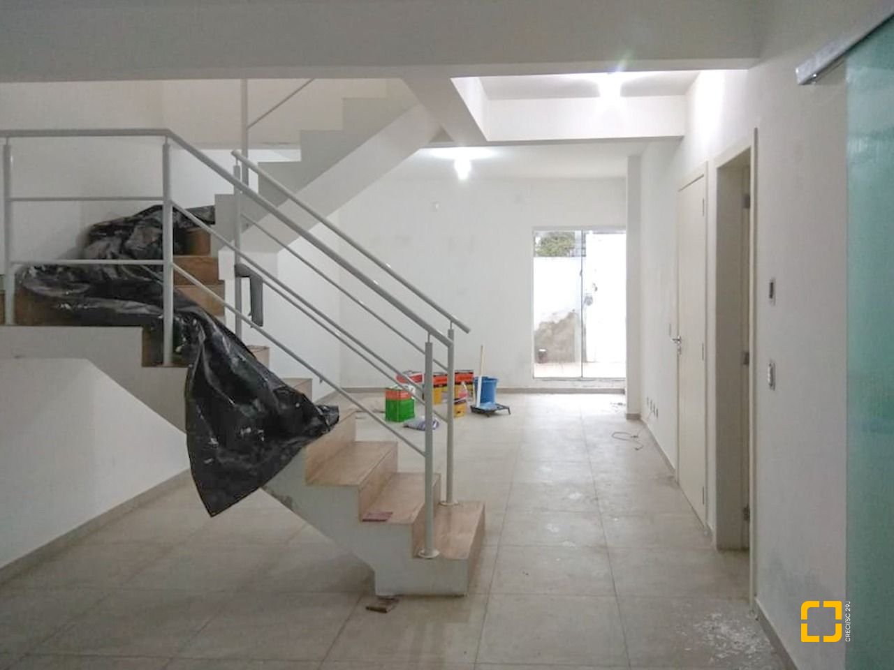 Casa com 96m², 2 quartos, 2 garagens, no bairro Rio Tavares em Florianópolis