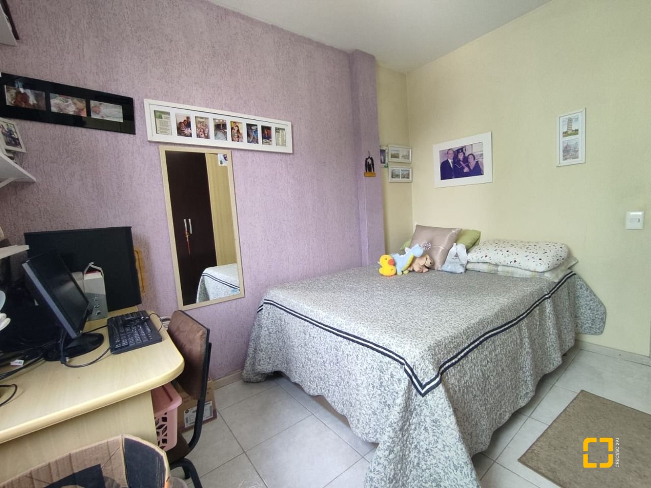 Apartamento com 104m², 4 quartos (sendo 1 suíte), 1 garagem, no bairro Coqueiros em Florianópolis