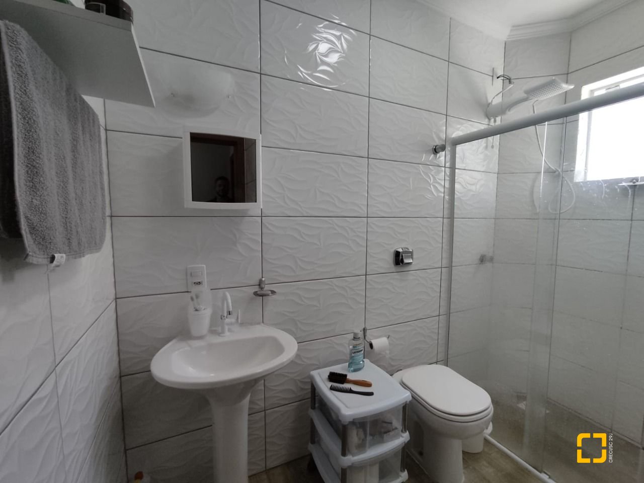 Casa com 104m², 2 quartos, 1 garagem, no bairro Cachoeira do Bom Jesus em Florianópolis
