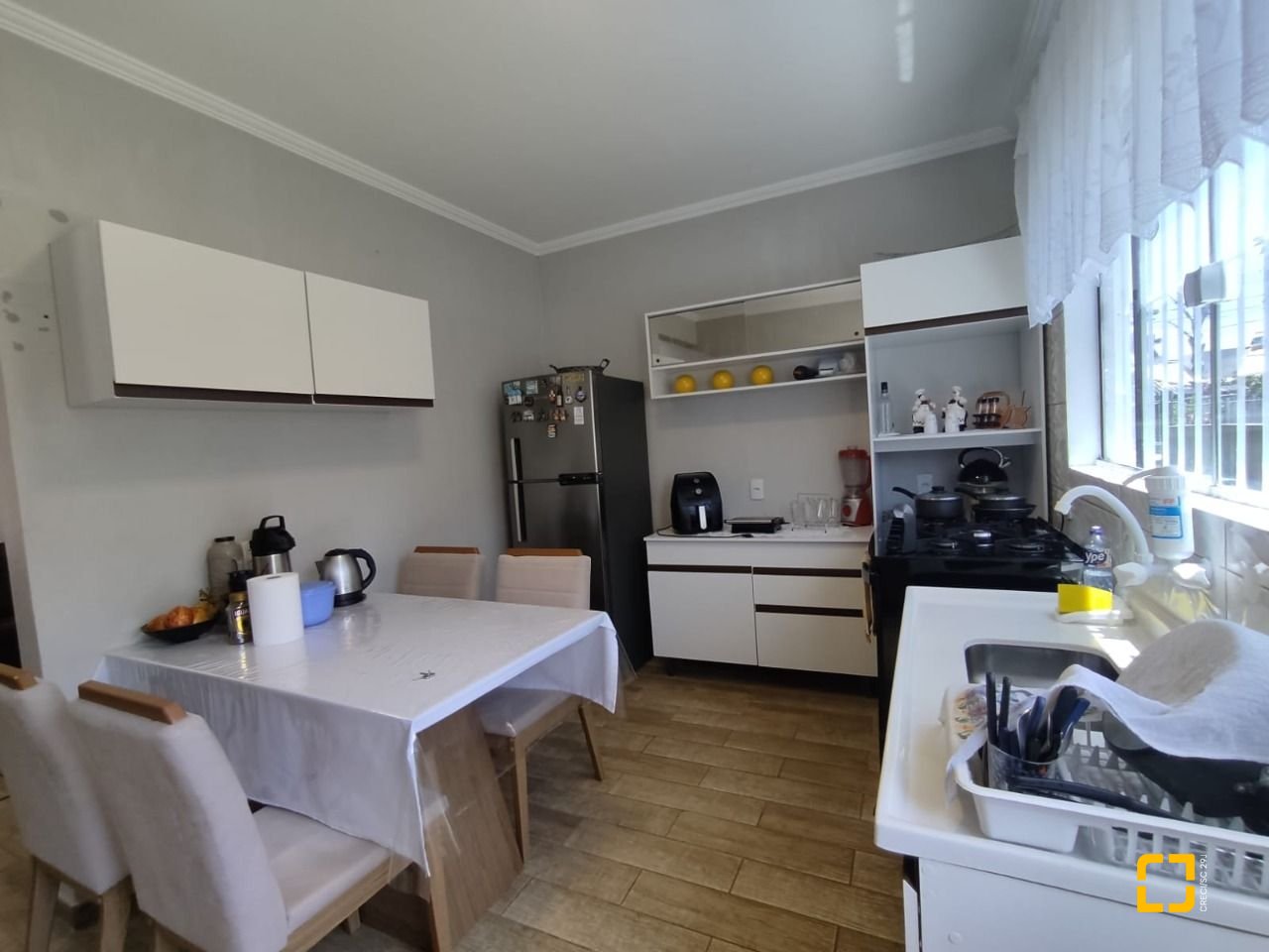Casa com 104m², 2 quartos, 1 garagem, no bairro Cachoeira do Bom Jesus em Florianópolis