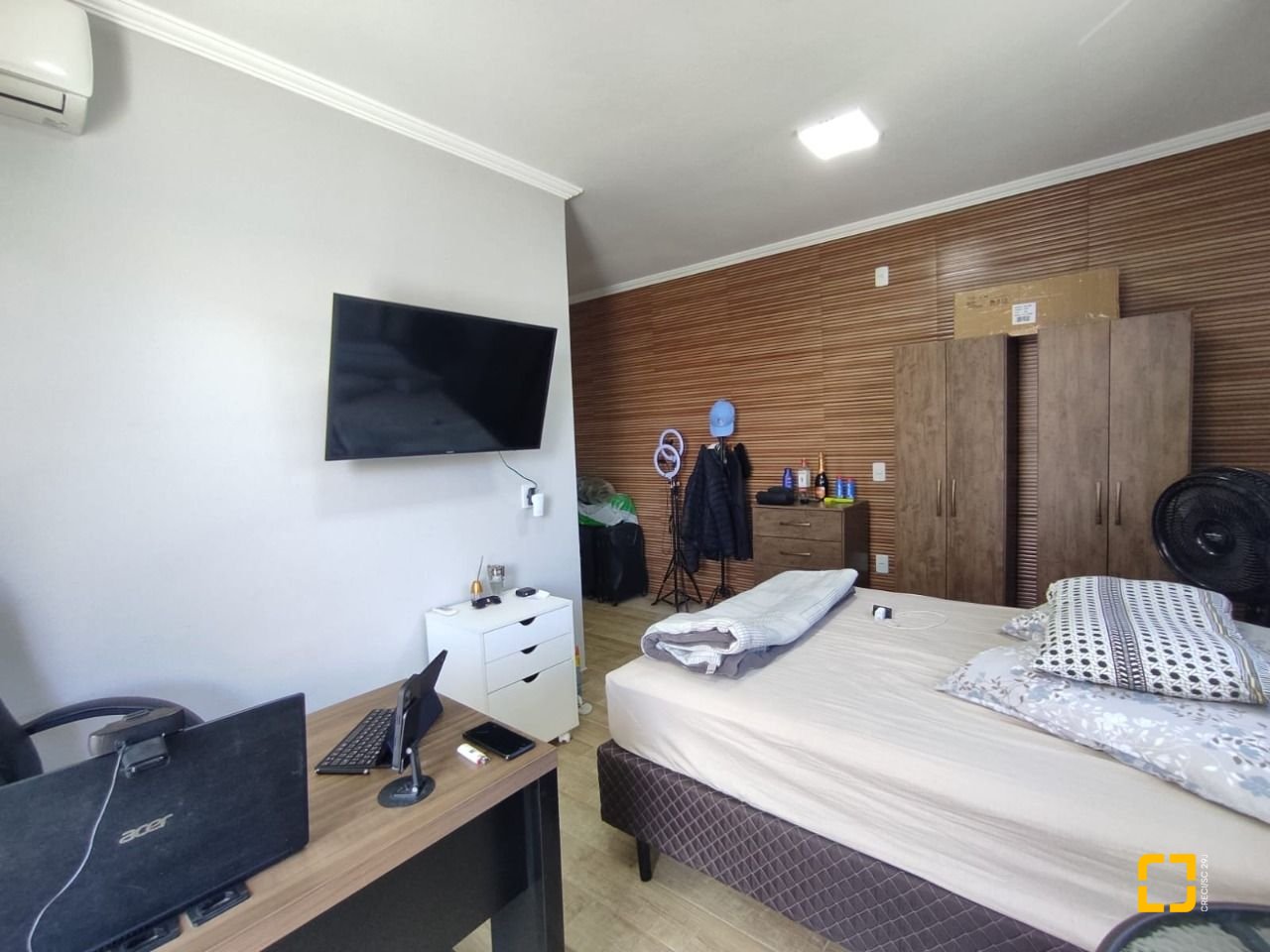 Casa com 104m², 2 quartos, 1 garagem, no bairro Cachoeira do Bom Jesus em Florianópolis
