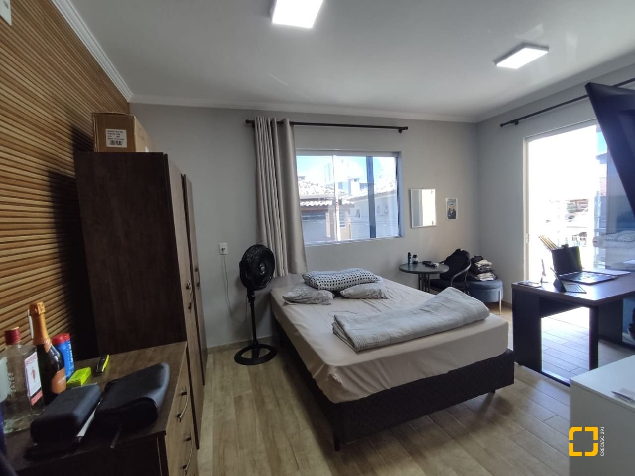 Casa com 104m², 2 quartos, 1 garagem, no bairro Cachoeira do Bom Jesus em Florianópolis