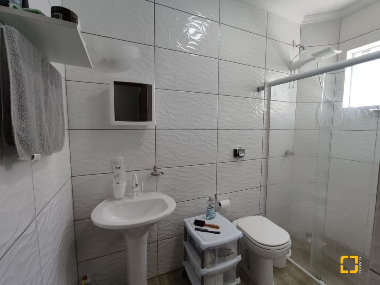 Casa com 104m², 2 quartos, 1 garagem, no bairro Cachoeira do Bom Jesus em Florianópolis