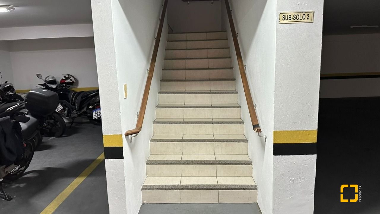 Garagem com 12m², no bairro Centro em Florianópolis
