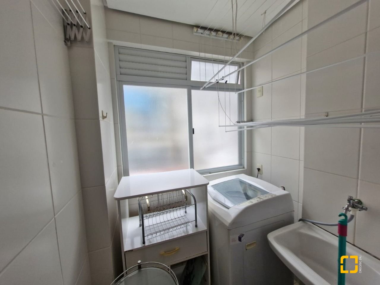 Apartamento com 60m², 3 quartos (sendo 1 suíte), 1 garagem, no bairro Centro em Florianópolis