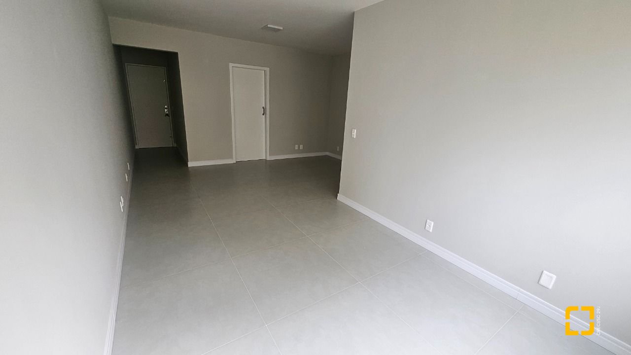 Apartamento com 92m², 3 quartos, 1 garagem, no bairro Centro em Florianópolis