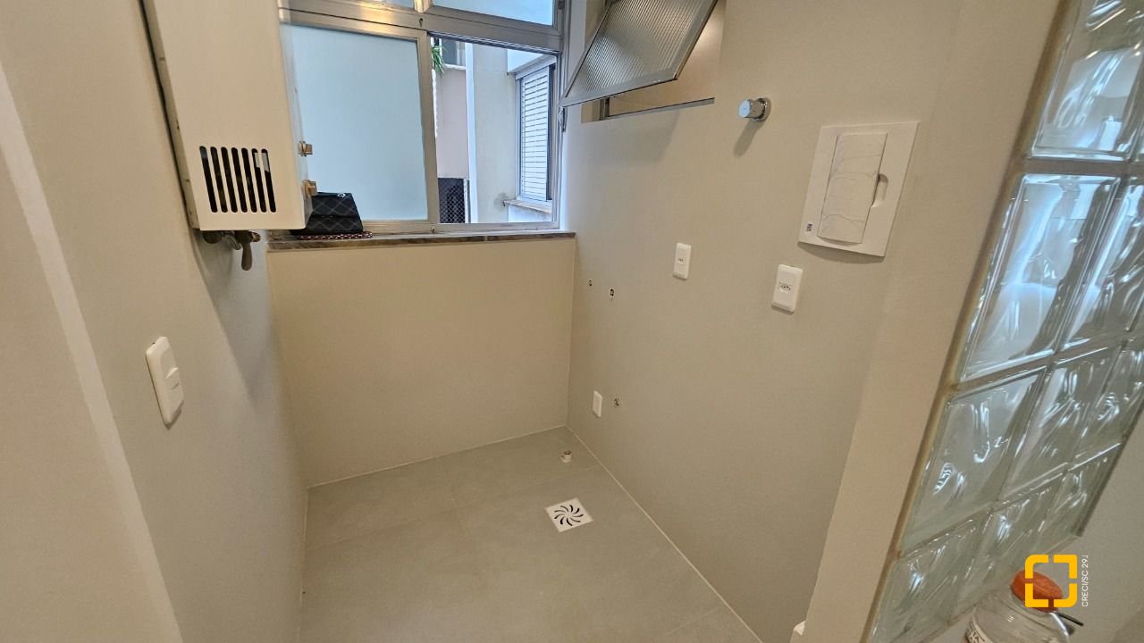 Apartamento com 92m², 3 quartos, 1 garagem, no bairro Centro em Florianópolis