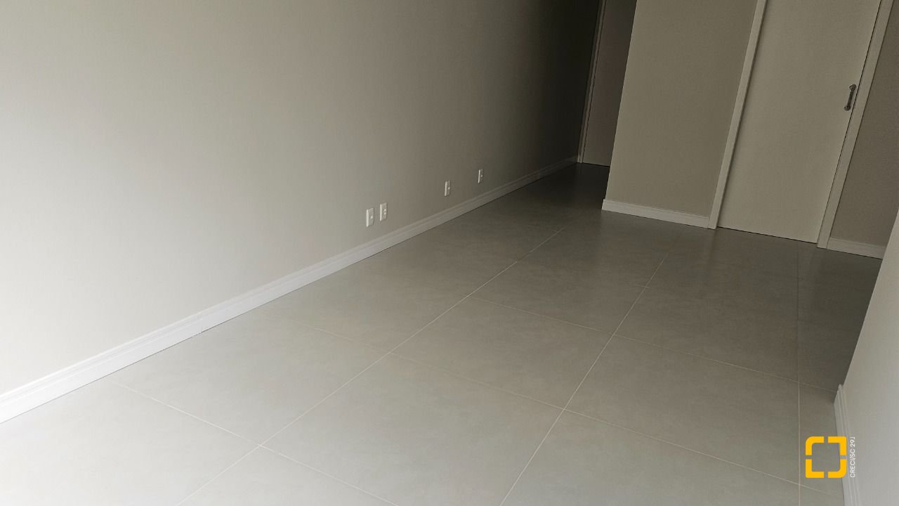 Apartamento com 92m², 3 quartos, 1 garagem, no bairro Centro em Florianópolis