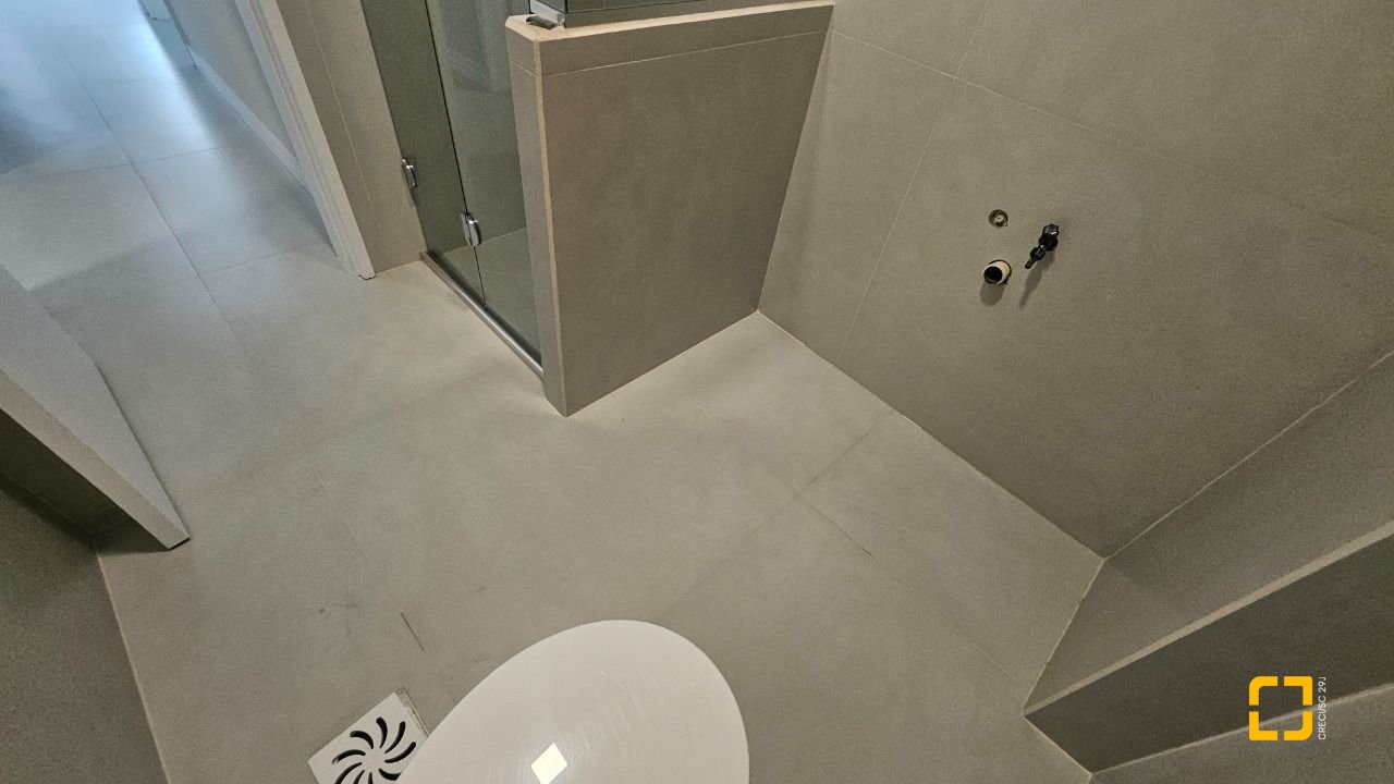 Apartamento com 92m², 3 quartos, 1 garagem, no bairro Centro em Florianópolis