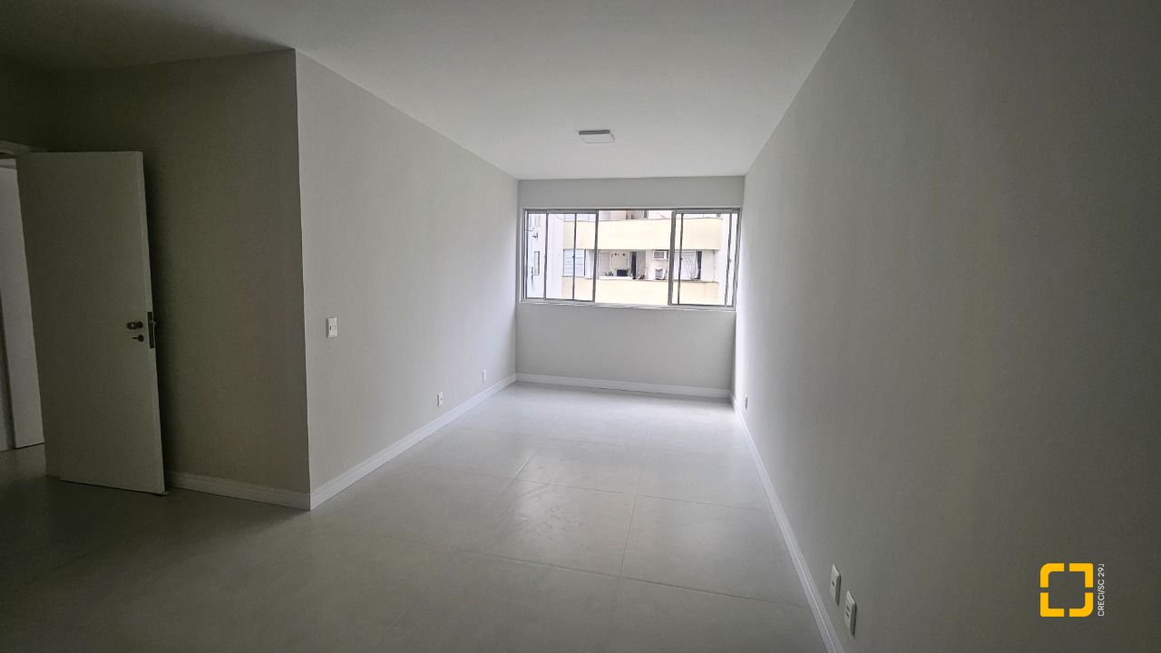 Apartamento com 92m², 3 quartos, 1 garagem, no bairro Centro em Florianópolis