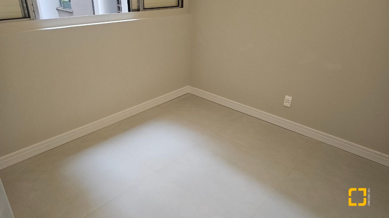 Apartamento com 92m², 3 quartos, 1 garagem, no bairro Centro em Florianópolis