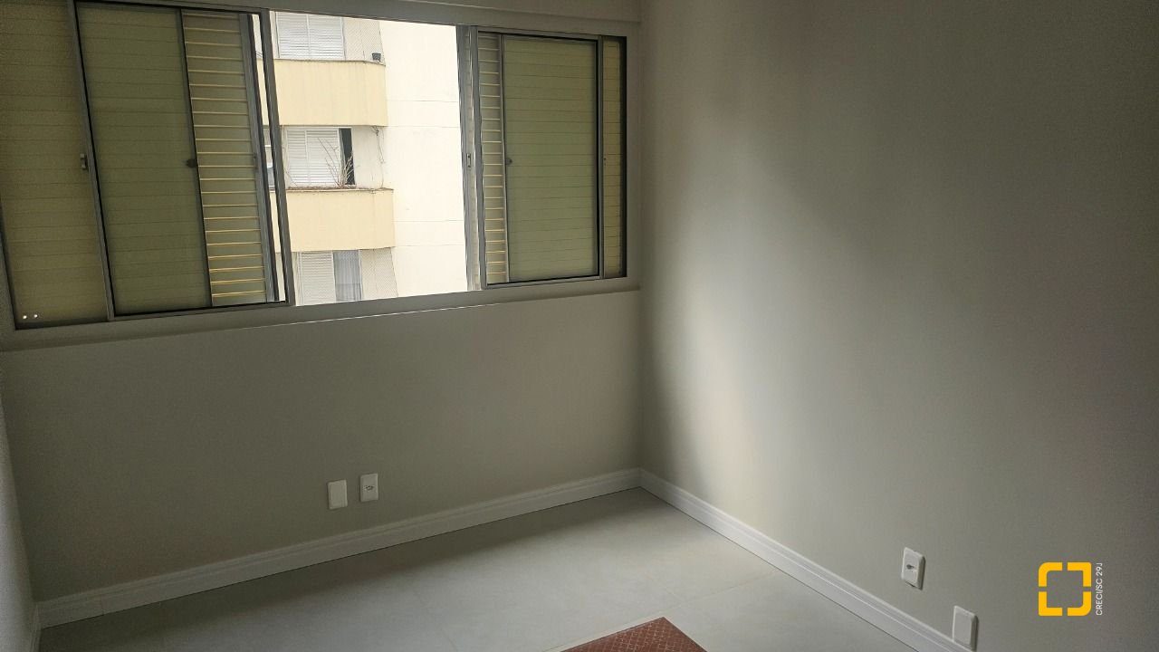 Apartamento com 92m², 3 quartos, 1 garagem, no bairro Centro em Florianópolis