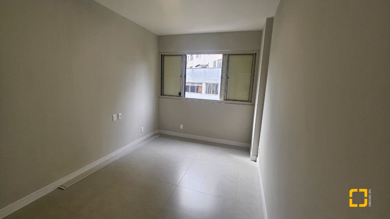 Apartamento com 92m², 3 quartos, 1 garagem, no bairro Centro em Florianópolis